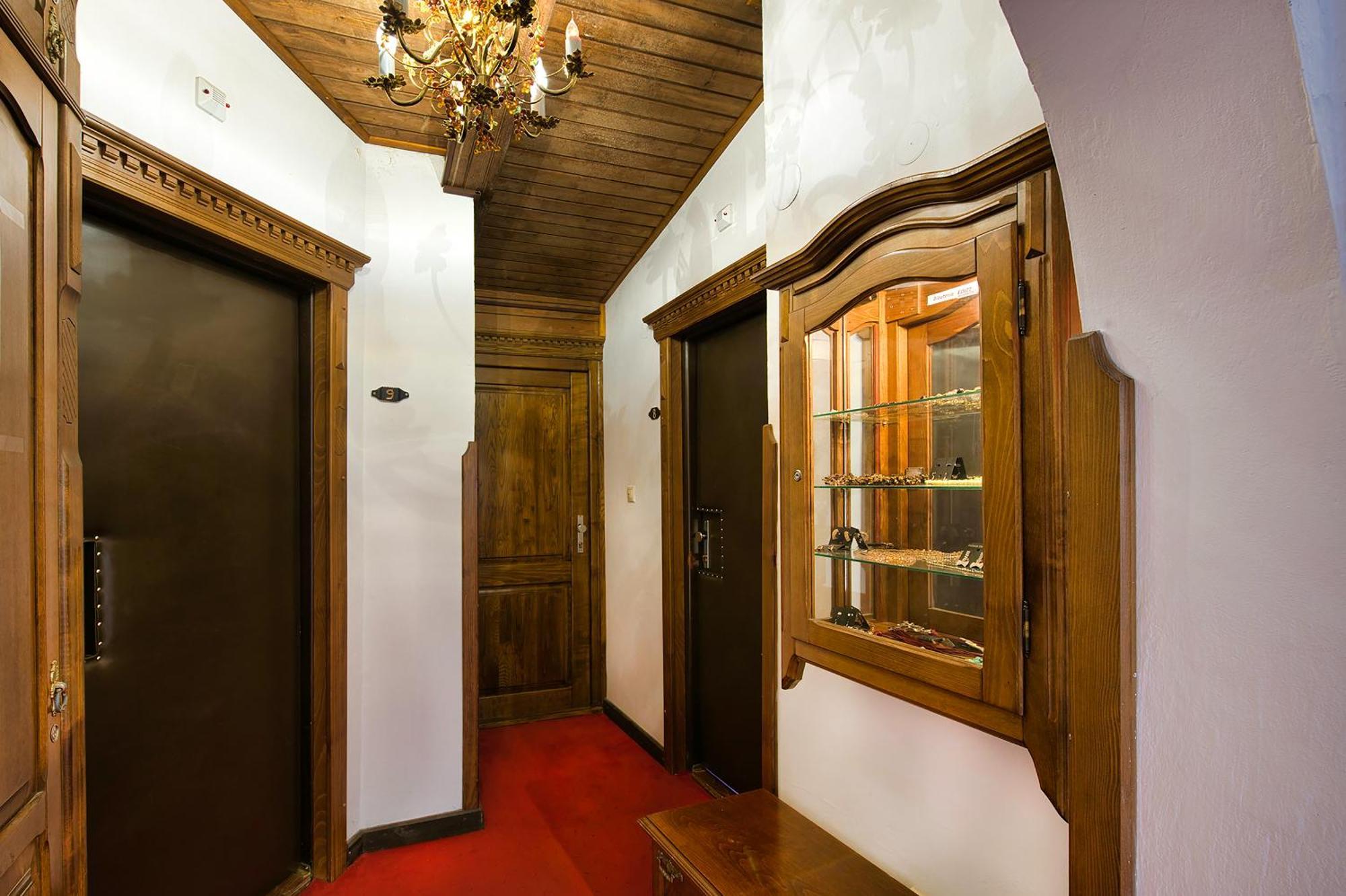 Panoramic Castle Suite With Free Private Parking Bratislava Esterno foto