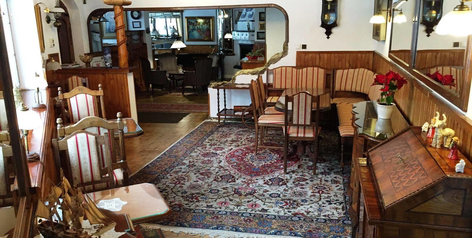 Panoramic Castle Suite With Free Private Parking Bratislava Esterno foto